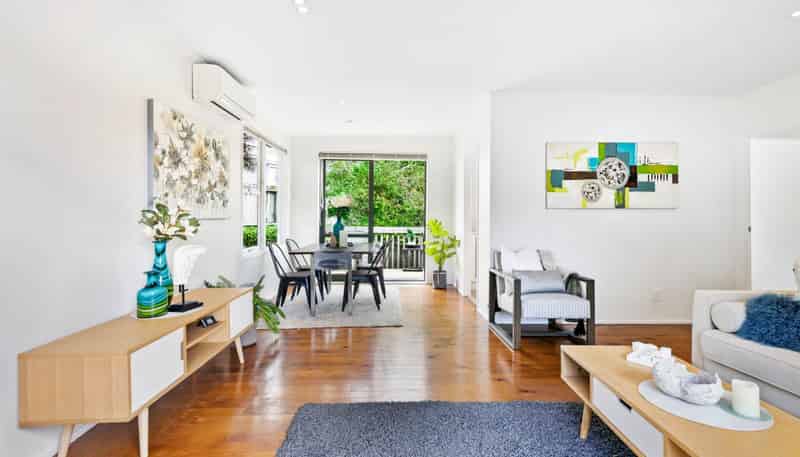 270/270U Sunset Road, Windsor Park