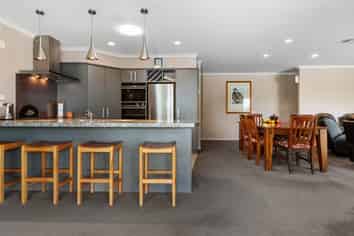 32 Baxendale Drive, Pukehangi