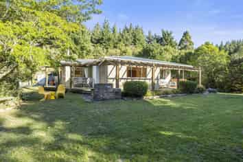3145a White Rock Road, Martinborough