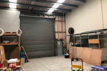 Tremaine Avenue Showroom/Workshop