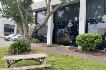 FOR LEASE - Modern Office - East Tamaki