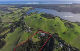 2722 South Head Road, South Head, Helensville