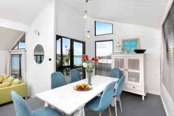 93 Donald Bruce Road, Surfdale