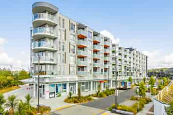 E203/25 Don Mckinnon Drive, Albany