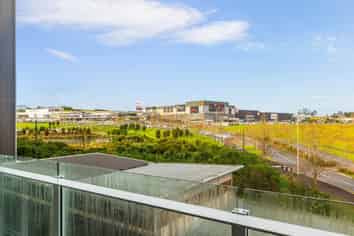 E203/25 Don Mckinnon Drive, Albany