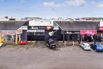 Retail / showroom opportunity on Cavendish Drive