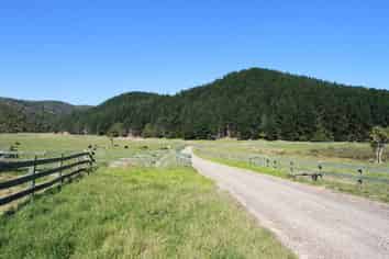 248A Fraser Smith Road, Awakino