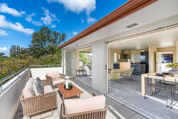 12/48A Exmouth Road, Northcote