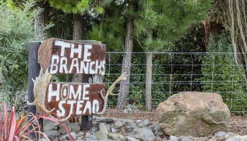 1092 The Peaks Road, Hawarden