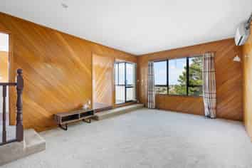 51a Sunset Road, Sunnynook