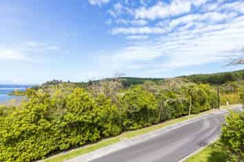 83 Parawera Drive, Acacia Bay