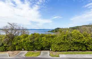 83 Parawera Drive, Acacia Bay