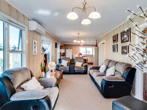 32 Railway Road, Whakatu