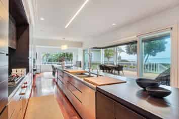 15 Arawa Avenue, Devonport