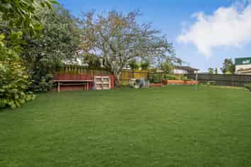 24 Aberfeldy Ave, Highland Park