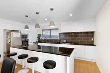 65A Awaroa Road, Sunnyvale