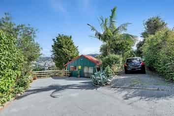 44 Punga Grove Avenue, Riverside