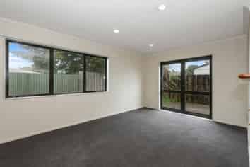 15B Garnett Avenue, Forest Lake