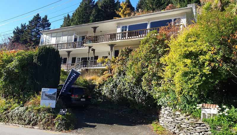 111 Hallenstein Street, Queenstown Central