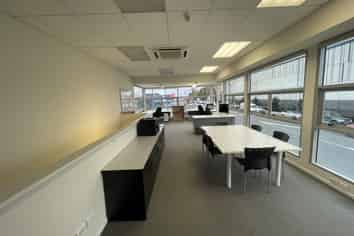 CBRE - Furnished First Floor Space