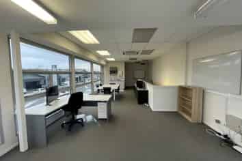 CBRE - Furnished First Floor Space