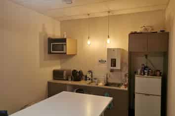 High Calibre Office & Warehouse