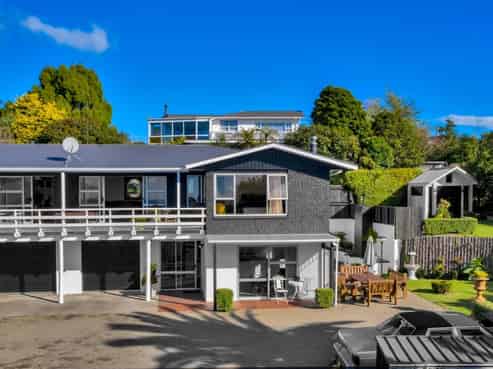 31 Whakapaki Street, Urenui