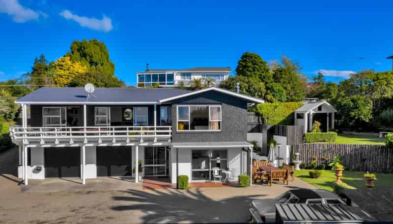 31 Whakapaki Street, Urenui