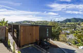 8 Calamaras Street, Enner Glynn