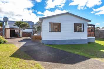 102 Williamson Rd, Whangamata