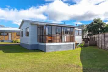102 Williamson Rd, Whangamata