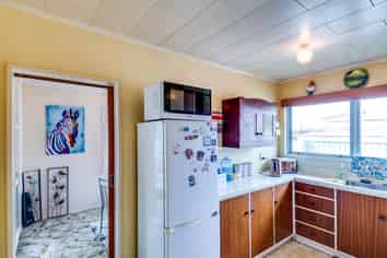 3/46 Puketapu Road, Taradale