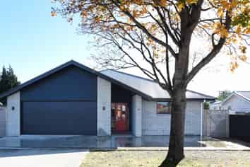 52 Home Street, Winton