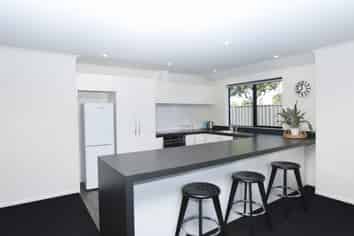 52 Home Street, Winton