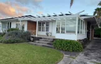 61 The Esplanade, Eastern Beach