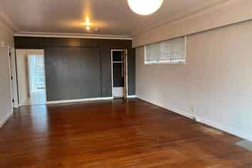 61 The Esplanade, Eastern Beach