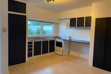 61 The Esplanade, Eastern Beach