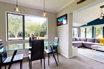 1101 Queen Street East, Levin