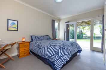 1738 State Highway 1, Marton