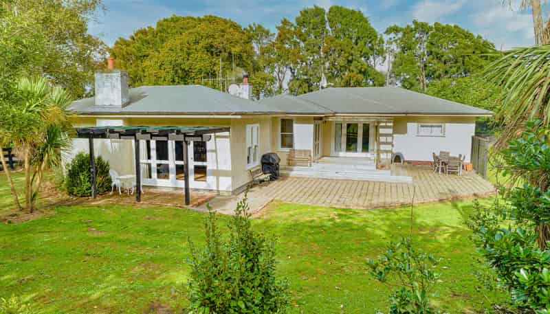 1738 State Highway 1, Marton