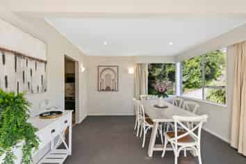 91 Helston Road, Paparangi