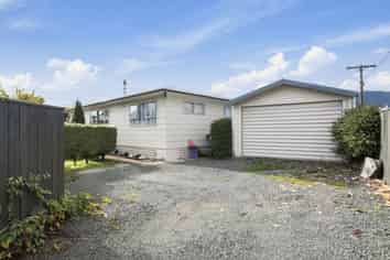 2/337 Nayland Road, Stoke