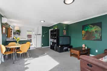 2/125A Mackenzie Avenue, Woolston