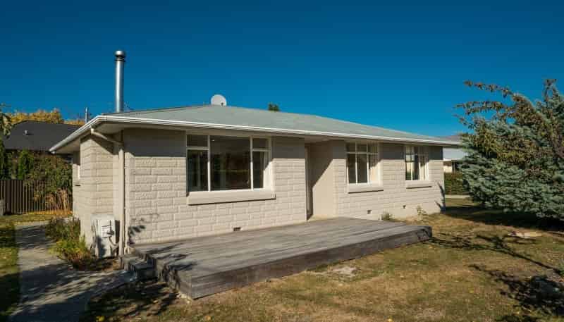 2 Pyke Street, Clyde