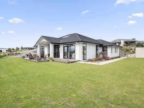 165 Ridgeview Road, Redwood Valley