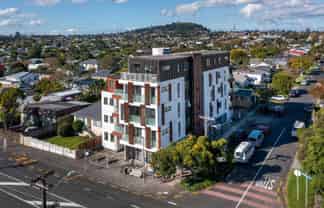 Unit 401 - 2A Truro Road, Sandringham