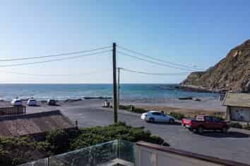 1087 Makara Road, Makara