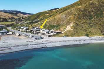 1087 Makara Road, Makara