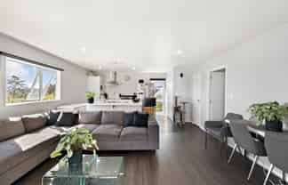 14 Heather Green Avenue, Meremere