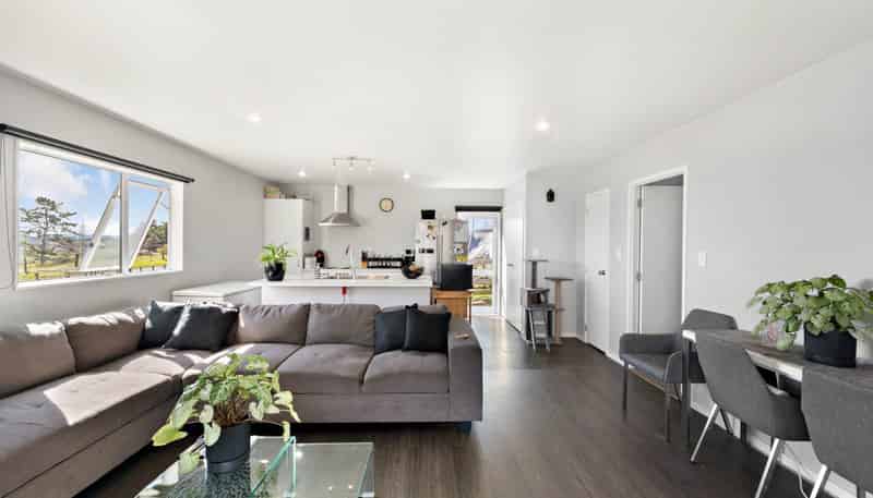 14 Heather Green Avenue, Meremere